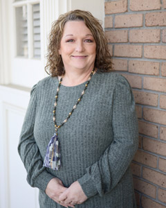 Jennifer Hiatt's headshot